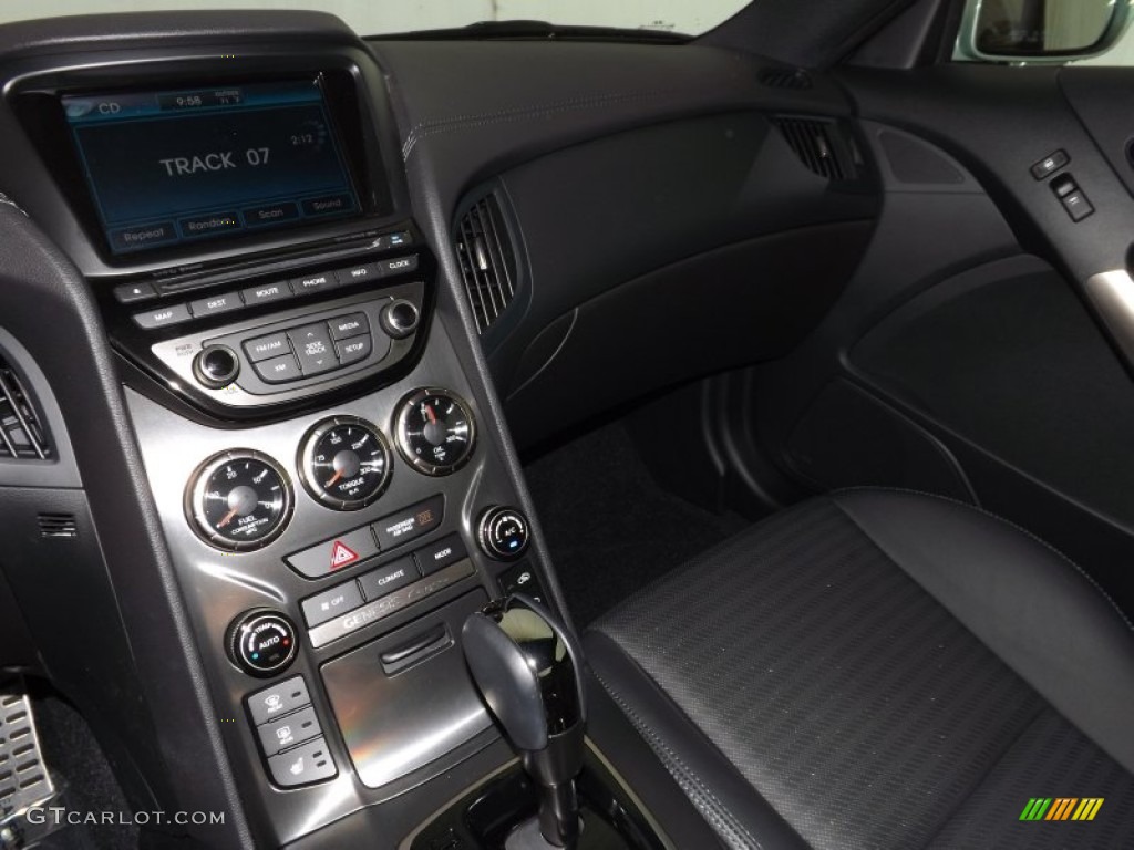 2013 Genesis Coupe 3.8 Track - Circuit Silver / Black Leather photo #15