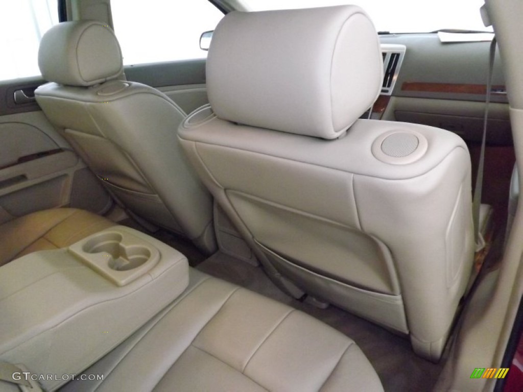 2009 STS V6 - Crystal Red / Cashmere photo #30
