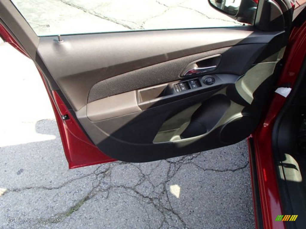 2014 Cruze LT - Crystal Red Tintcoat / Jet Black photo #11