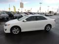 Super White - Camry SE Photo No. 5
