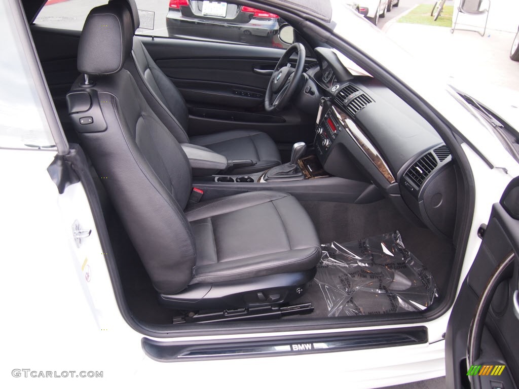 2008 BMW 1 Series 135i Convertible Front Seat Photos