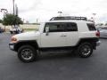 Iceberg White - FJ Cruiser 4WD Photo No. 4