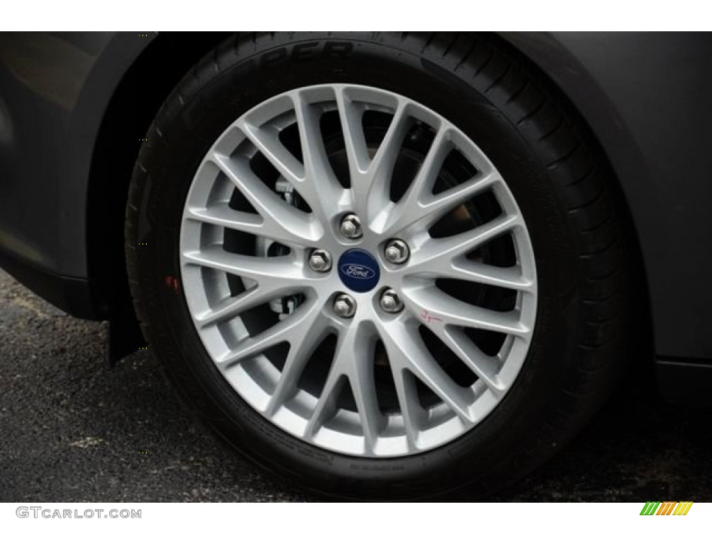 2014 Ford Focus Titanium Hatchback Wheel Photo #85942821