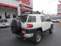 Iceberg White - FJ Cruiser 4WD Photo No. 7