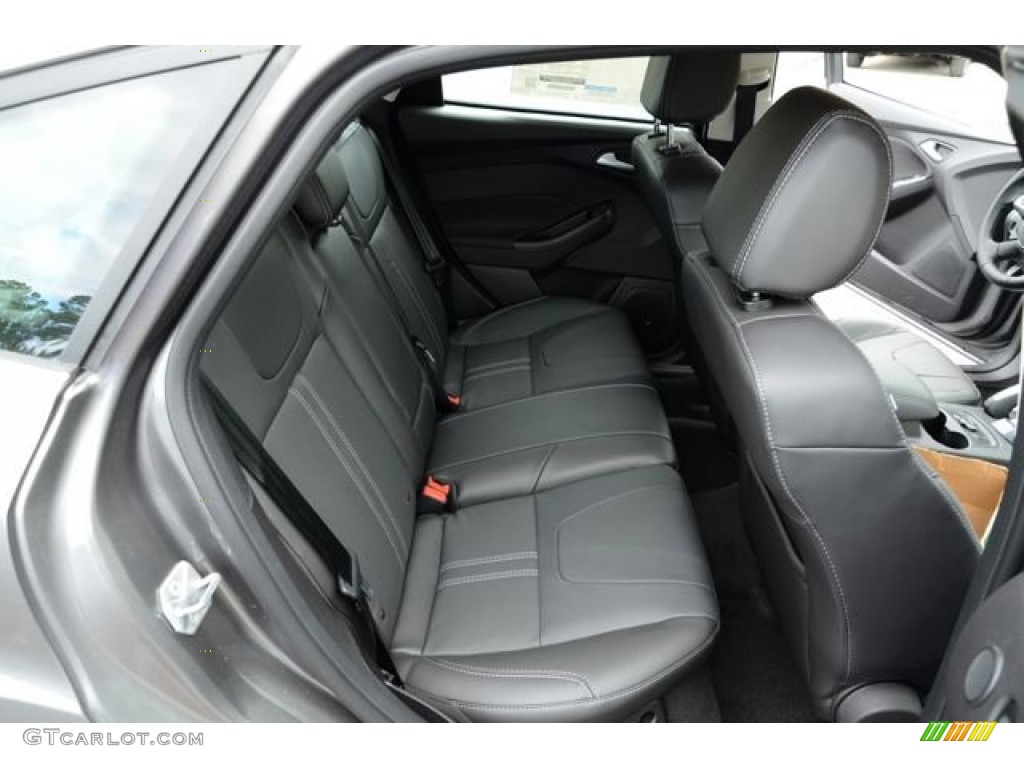 Charcoal Black Interior 2014 Ford Focus Titanium Hatchback Photo #85942917