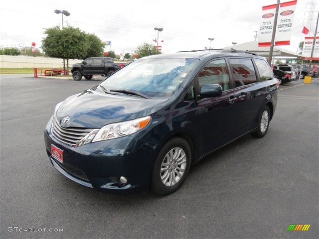 2011 Sienna XLE - South Pacific Blue Pearl / Bisque photo #3