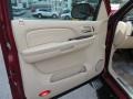 Red-E - Escalade AWD Photo No. 10