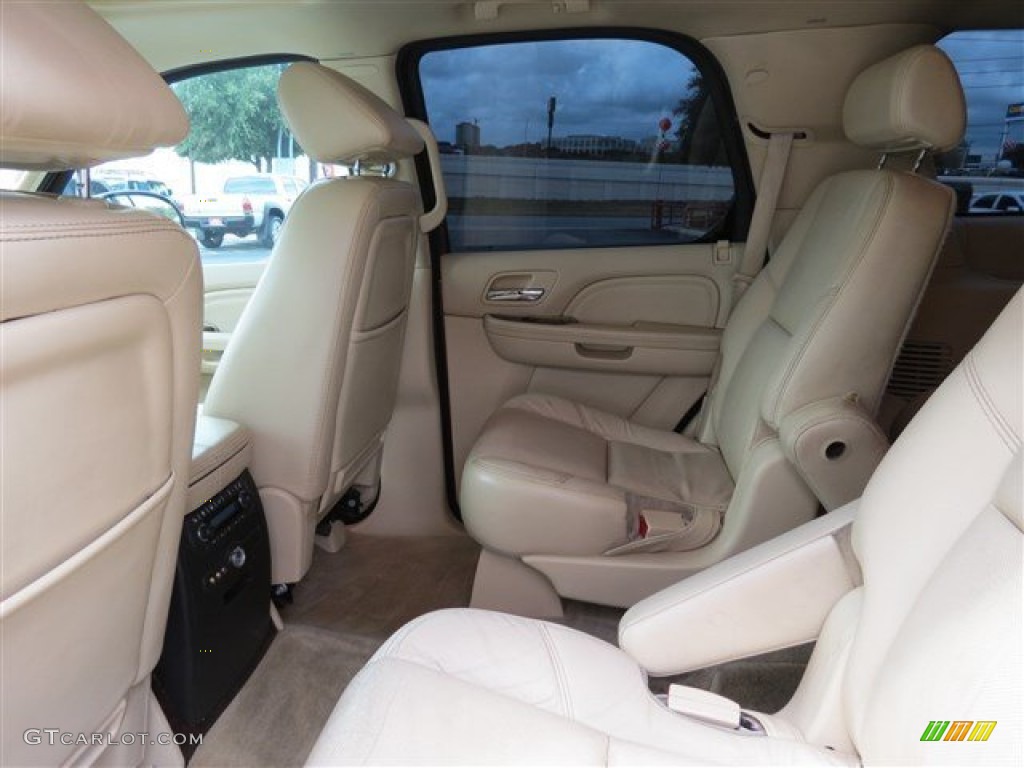 2007 Escalade AWD - Red-E / Cocoa/Light Cashmere photo #12