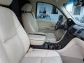 Red-E - Escalade AWD Photo No. 14