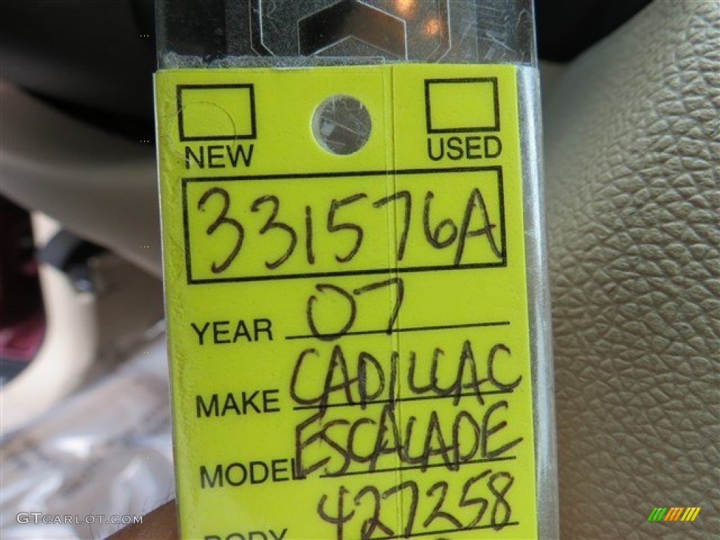 2007 Escalade AWD - Red-E / Cocoa/Light Cashmere photo #20