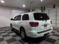 Super White - Sequoia SR5 Photo No. 5