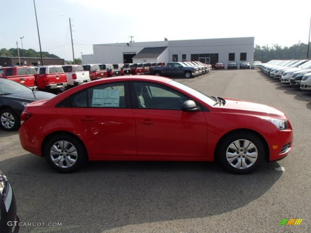 2014 Cruze LS - Red Hot / Jet Black/Medium Titanium photo #4