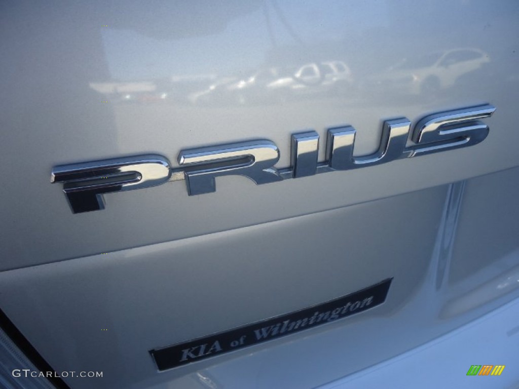 2010 Prius Hybrid III - Classic Silver Metallic / Dark Gray photo #39