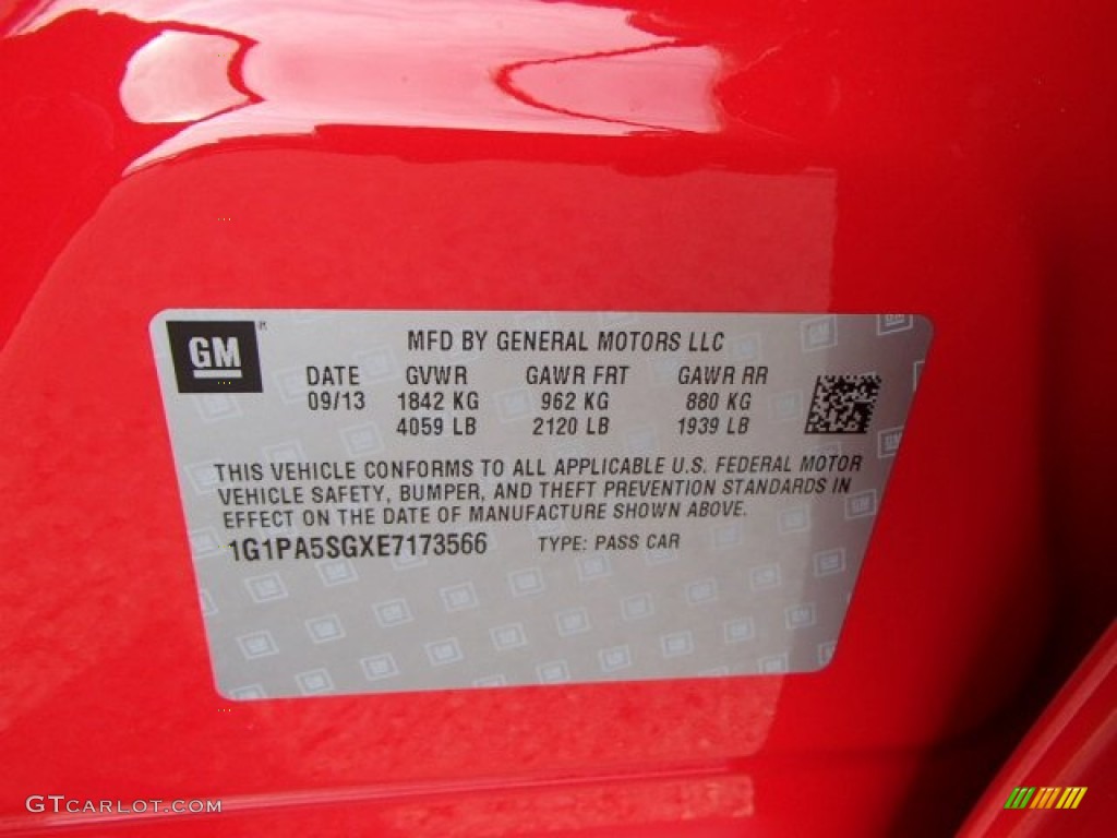 2014 Cruze LS - Red Hot / Jet Black/Medium Titanium photo #20