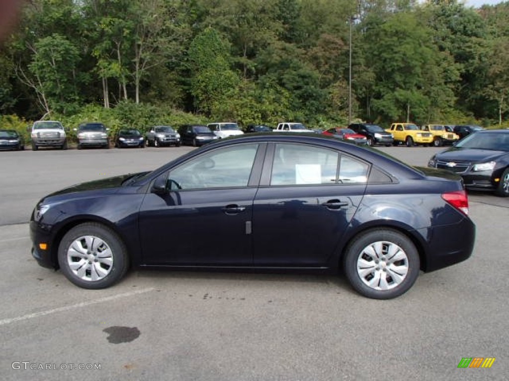 2014 Cruze LS - Blue Ray Metallic / Jet Black/Medium Titanium photo #8