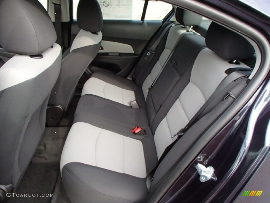 2014 Cruze LS - Blue Ray Metallic / Jet Black/Medium Titanium photo #12