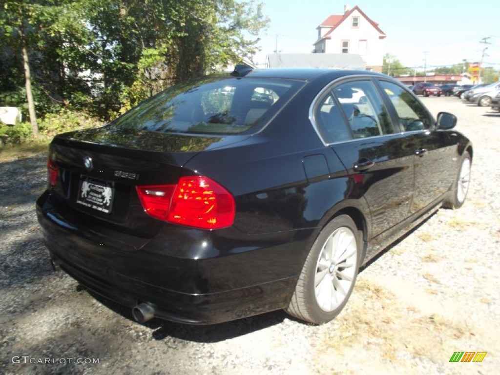 2011 3 Series 335i xDrive Sedan - Black Sapphire Metallic / Black photo #3