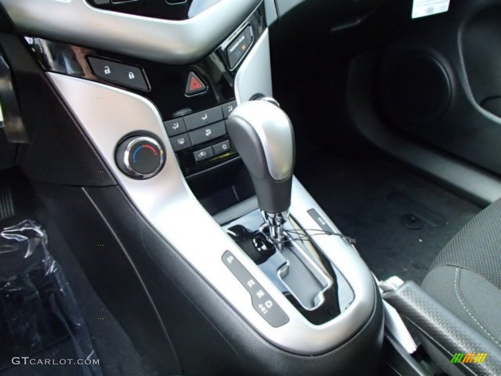 2014 Cruze LT - Red Hot / Jet Black photo #17