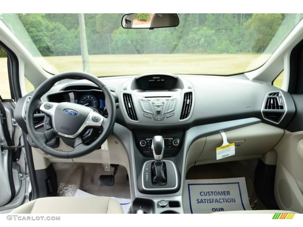 2013 Ford C-Max Hybrid SE Dashboard Photos