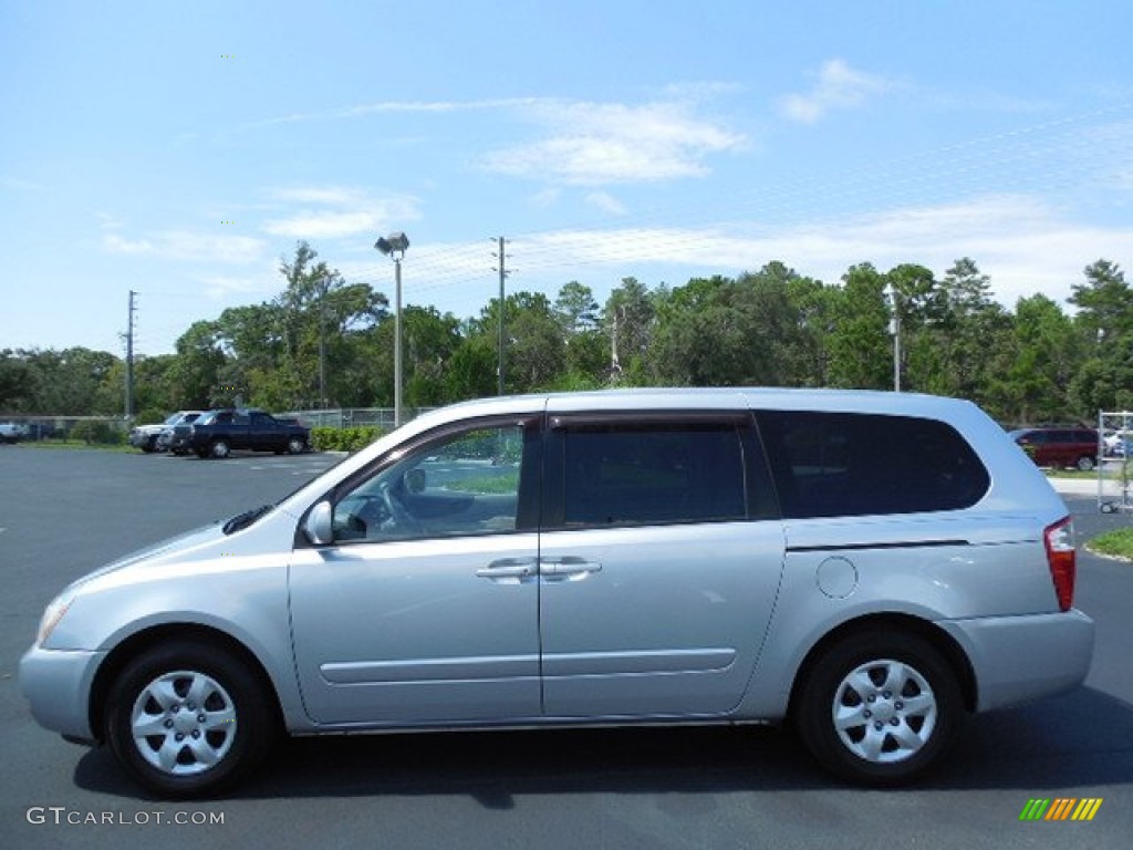 2006 Sedona LX - Silver / Gray photo #2