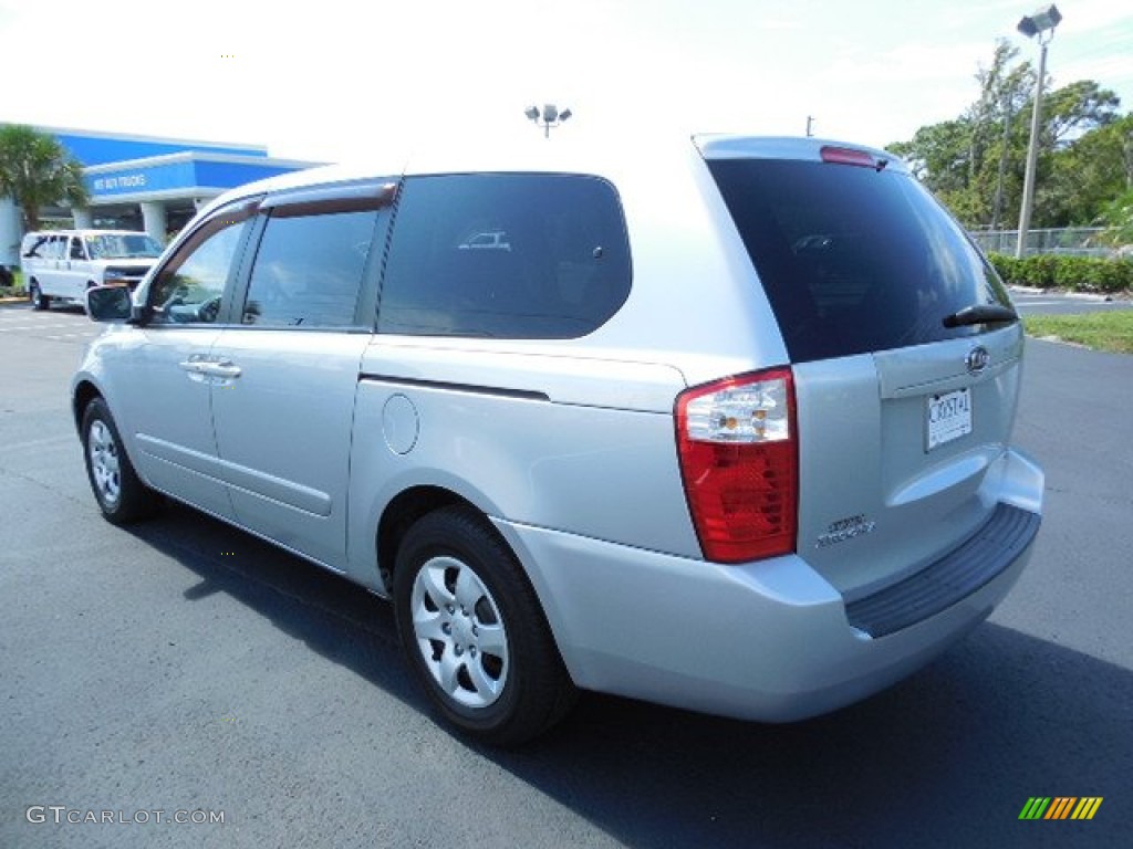 2006 Sedona LX - Silver / Gray photo #3