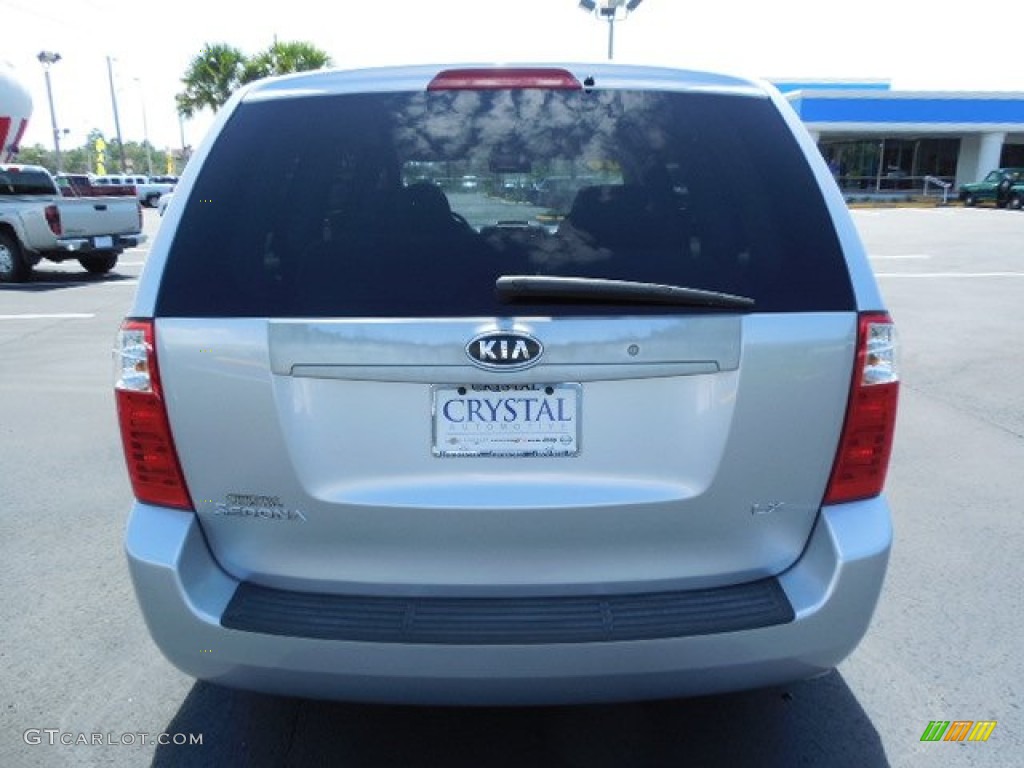2006 Sedona LX - Silver / Gray photo #9