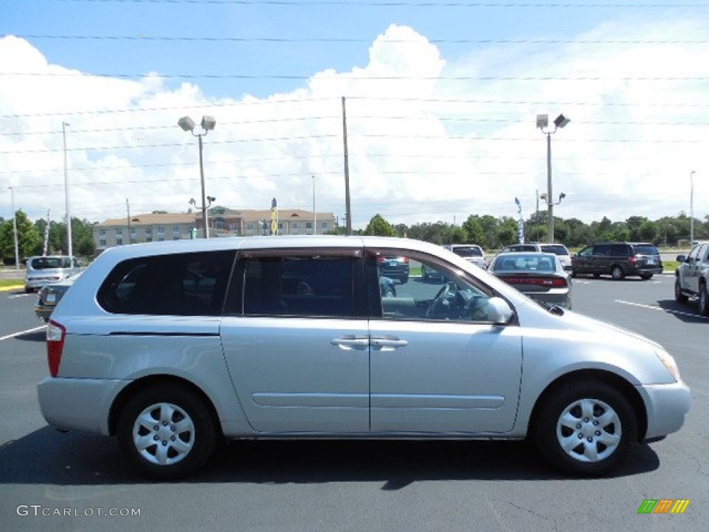 2006 Sedona LX - Silver / Gray photo #11