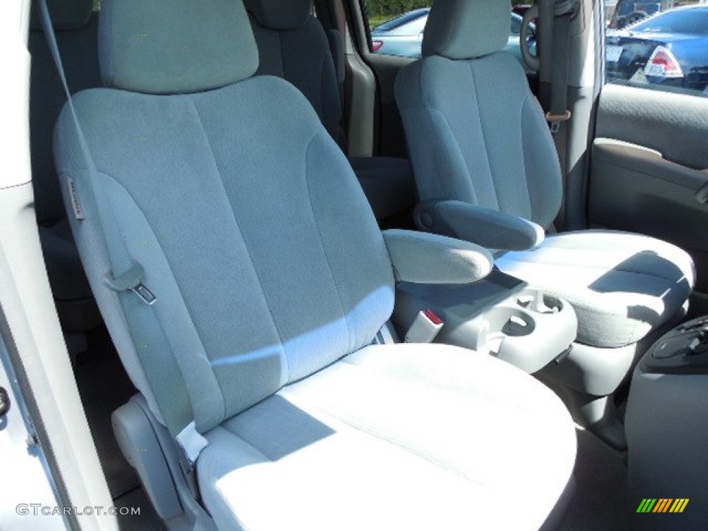 2006 Sedona LX - Silver / Gray photo #14