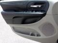 Dark Charcoal Pearl - Grand Caravan SXT Photo No. 24