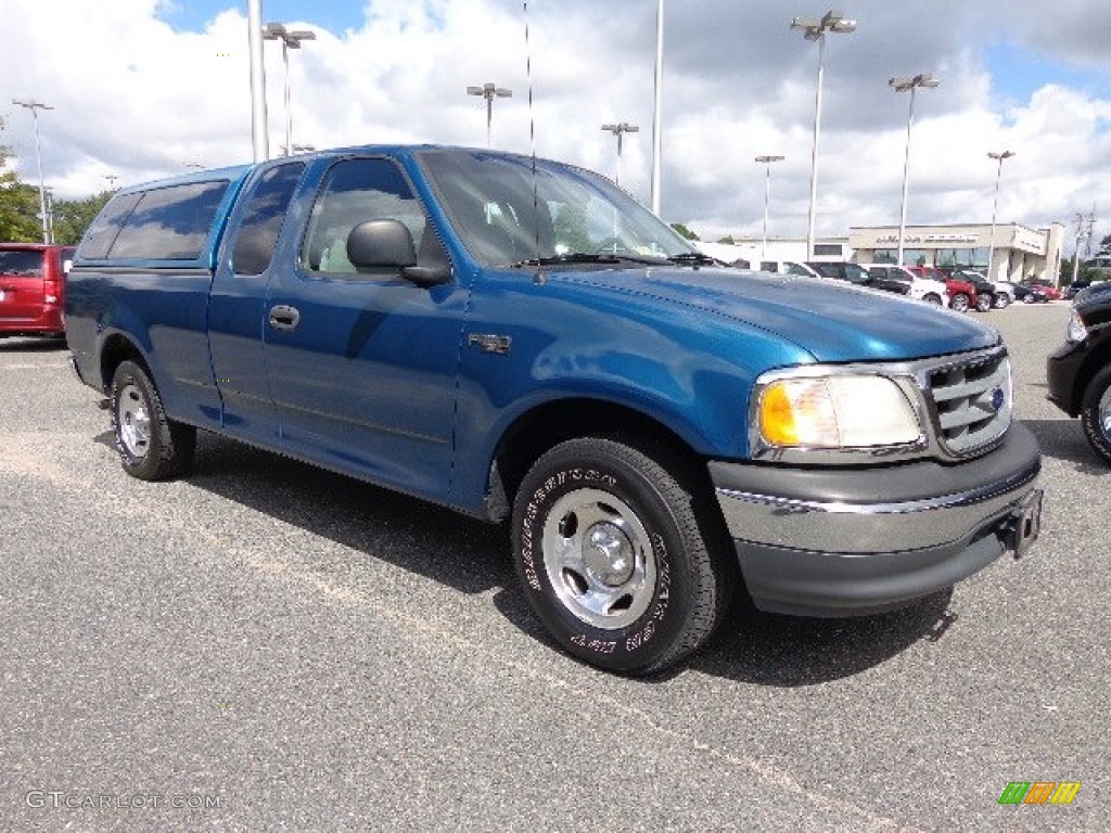 2000 F150 XL Extended Cab - Island Blue Metallic / Medium Graphite photo #15