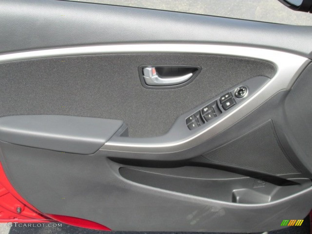 2013 Elantra GT - Red / Black photo #7