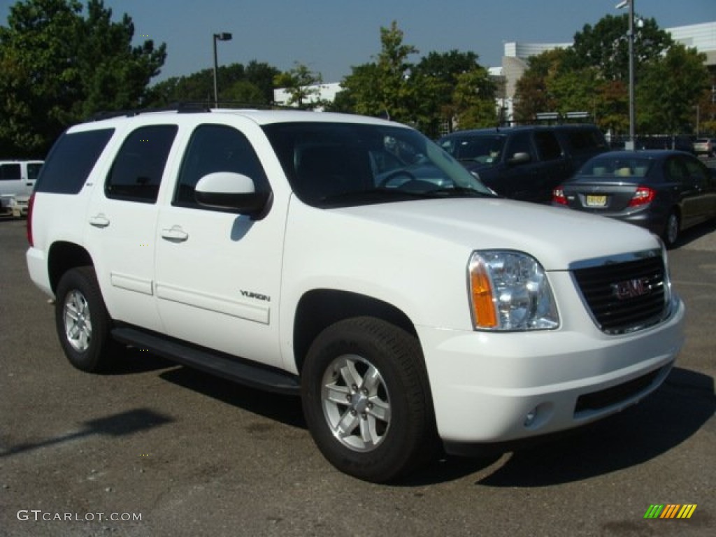 2013 Yukon SLT 4x4 - Summit White / Ebony photo #3