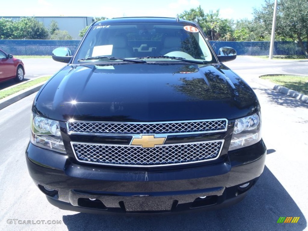 2014 Suburban LT - Black / Light Titanium/Dark Titanium photo #2