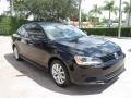 Black - Jetta SE Sedan Photo No. 7