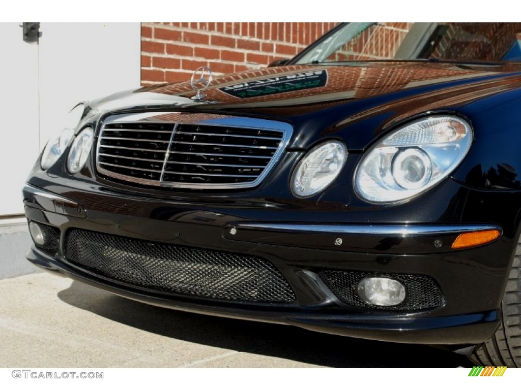 2005 E 55 AMG Sedan - Obsidian Black Metallic / Charcoal photo #17