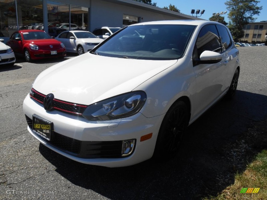 2010 GTI 2 Door - Candy White / Interlagos Plaid Cloth photo #3