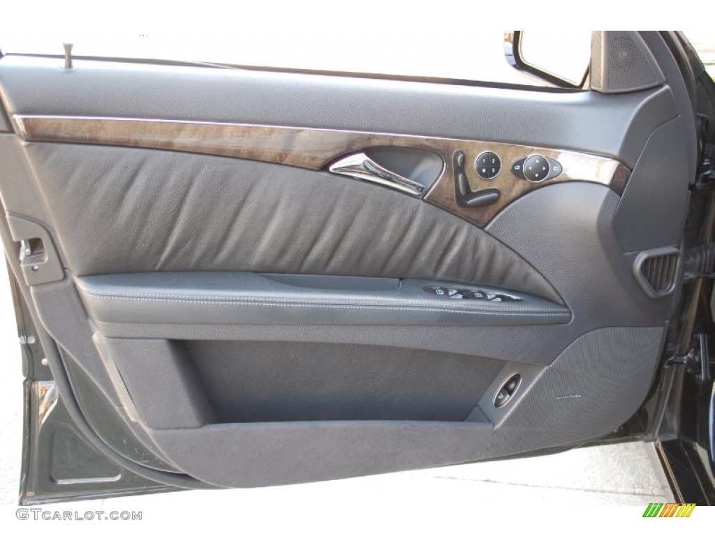 2005 Mercedes-Benz E 55 AMG Sedan Charcoal Door Panel Photo #85970163