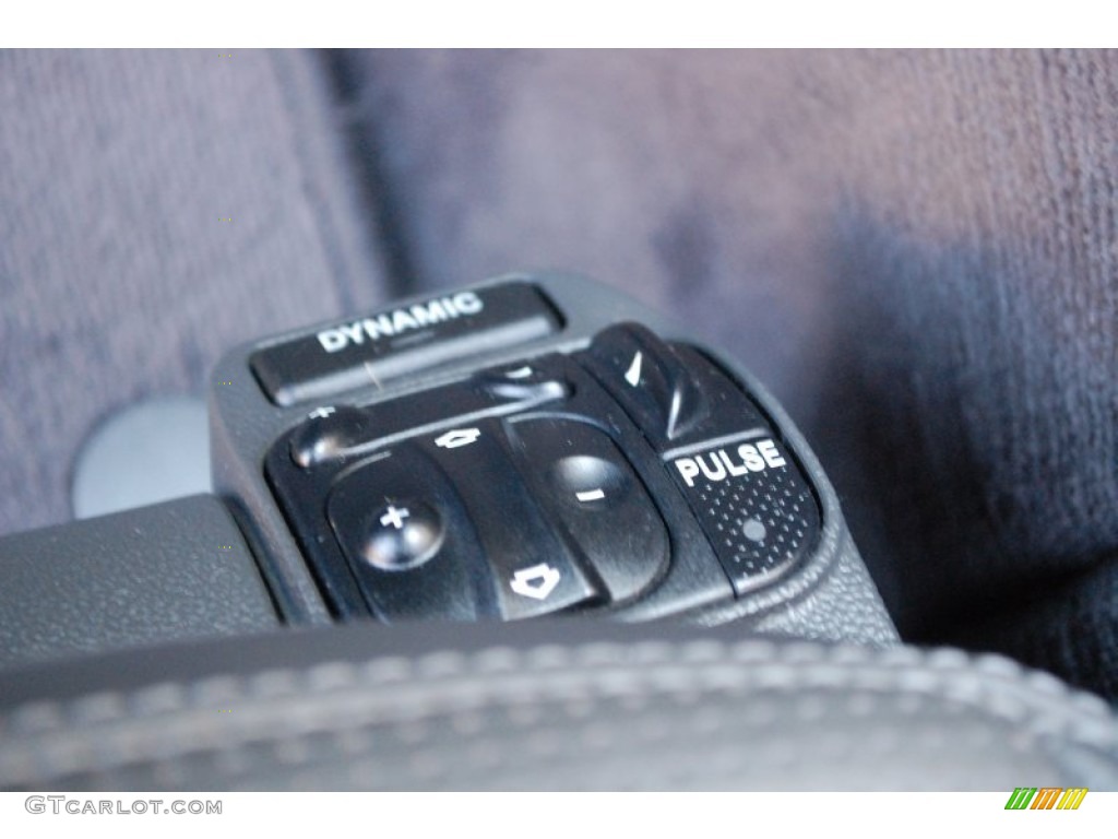 2005 Mercedes-Benz E 55 AMG Sedan Controls Photo #85970310