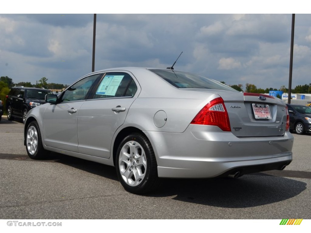 2010 Fusion SE V6 - Brilliant Silver Metallic / Charcoal Black photo #26