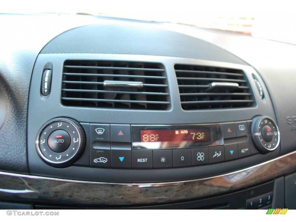 2005 Mercedes-Benz E 55 AMG Sedan Controls Photo #85971042