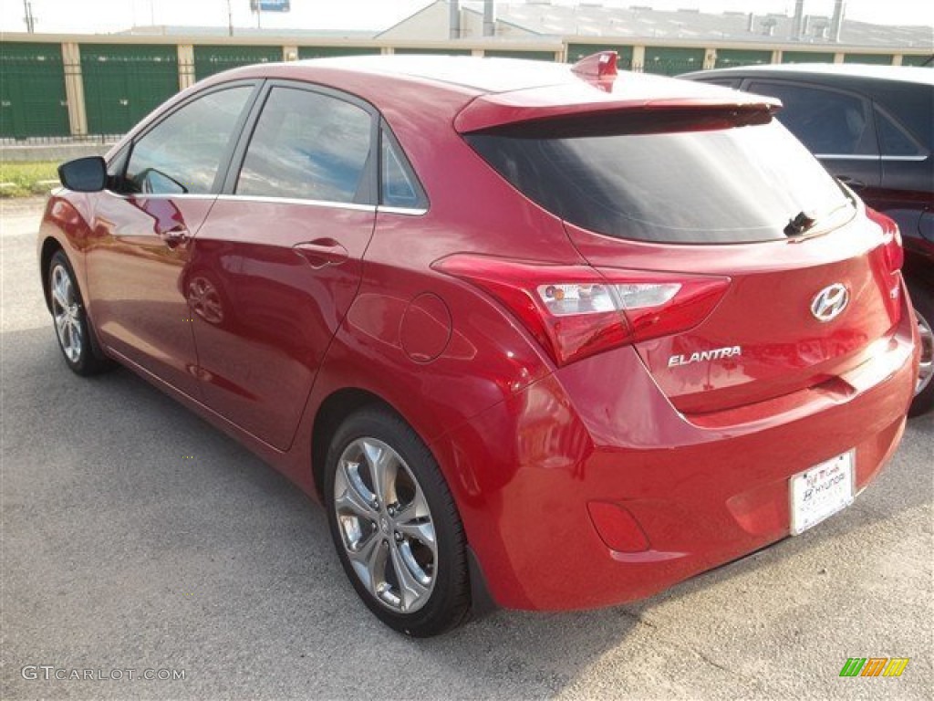 2013 Elantra GT - Volcanic Red / Black photo #4