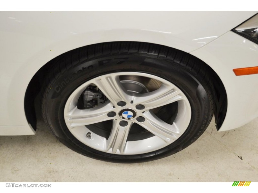 2013 3 Series 320i Sedan - Alpine White / Black photo #3