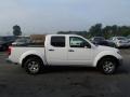 2011 Avalanche White Nissan Frontier SV Crew Cab 4x4  photo #5