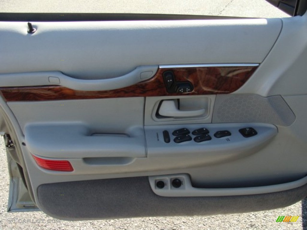 2001 Mercury Grand Marquis GS Light Graphite Door Panel Photo #85980084