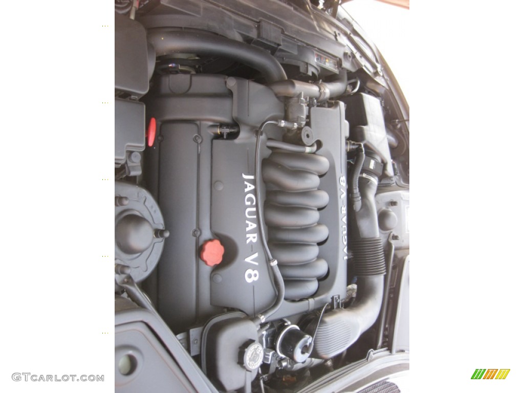 1998 Jaguar XK XK8 Convertible Engine Photos