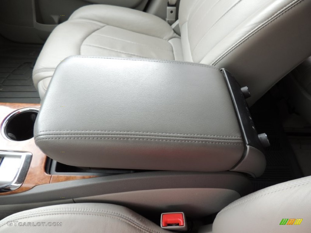 2010 Enclave CXL - Quicksilver Metallic / Titanium/Dark Titanium photo #25