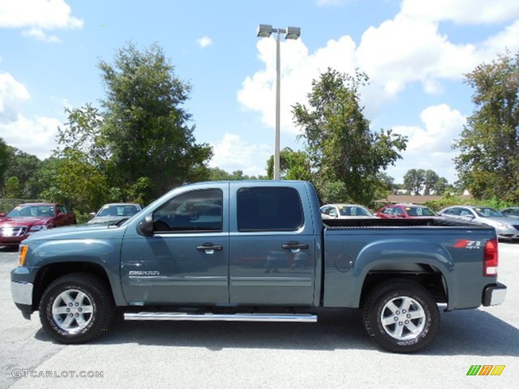2013 Sierra 1500 SLE Crew Cab 4x4 - Stealth Gray Metallic / Ebony photo #2