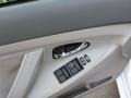 Super White - Camry LE Photo No. 14