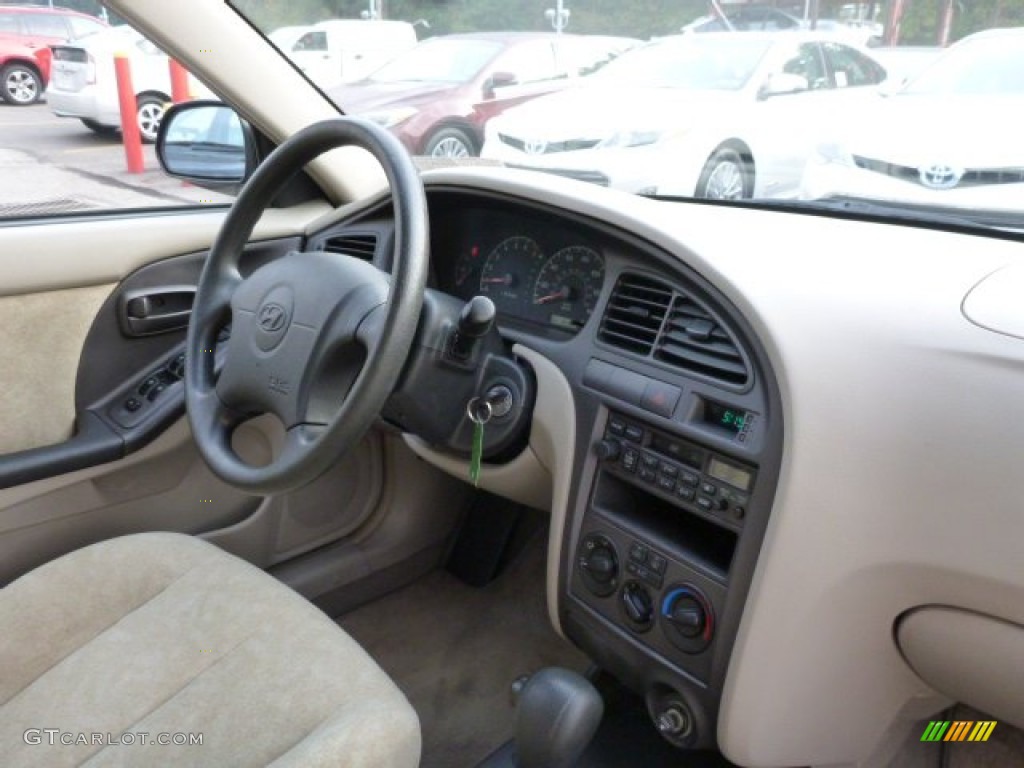 2002 Elantra GLS Sedan - Chianti Red / Beige photo #5