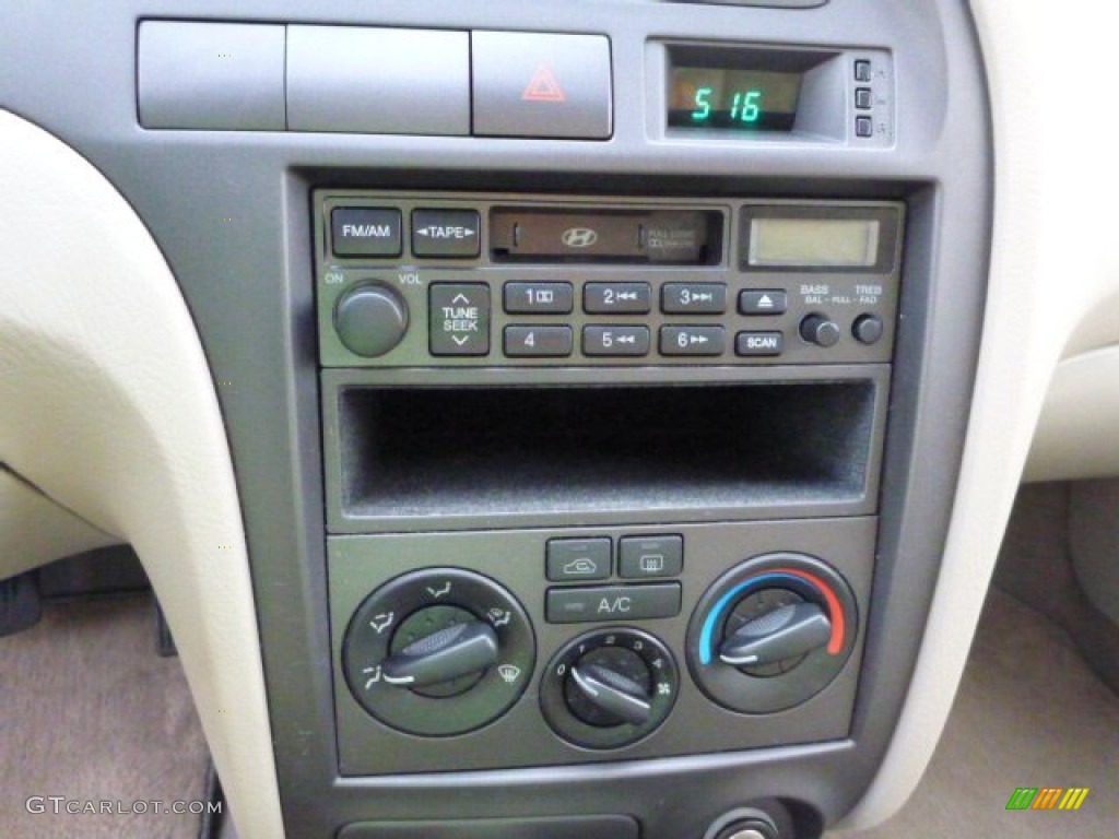 2002 Elantra GLS Sedan - Chianti Red / Beige photo #18
